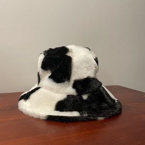 🚨MOVING SALE🚨 Bucket Hats